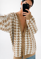 Oversize-Strickcardigan mit Muster – Elena