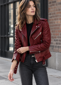 Damen-Bikerjacke in Lederoptik mit verstellbarem Gürtel – Faustine
