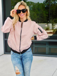 Kurze Bomberjacke für Damen mit Satin-Optik – Vianne
