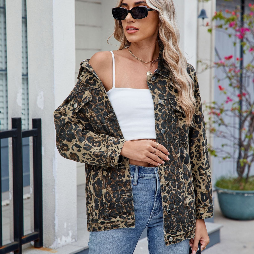 Oversize-Jeansjacke für Damen mit Animal-Print – Calista