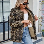 Oversize-Jeansjacke für Damen mit Animal-Print – Calista