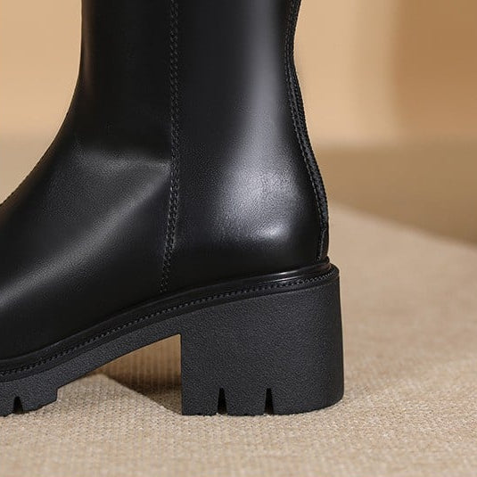 Robuste hohe Damenstiefel - Svetya