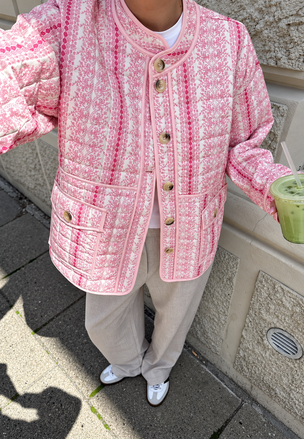 Veste matelassée femme à motifs floraux, rayures et boutons - Alvina