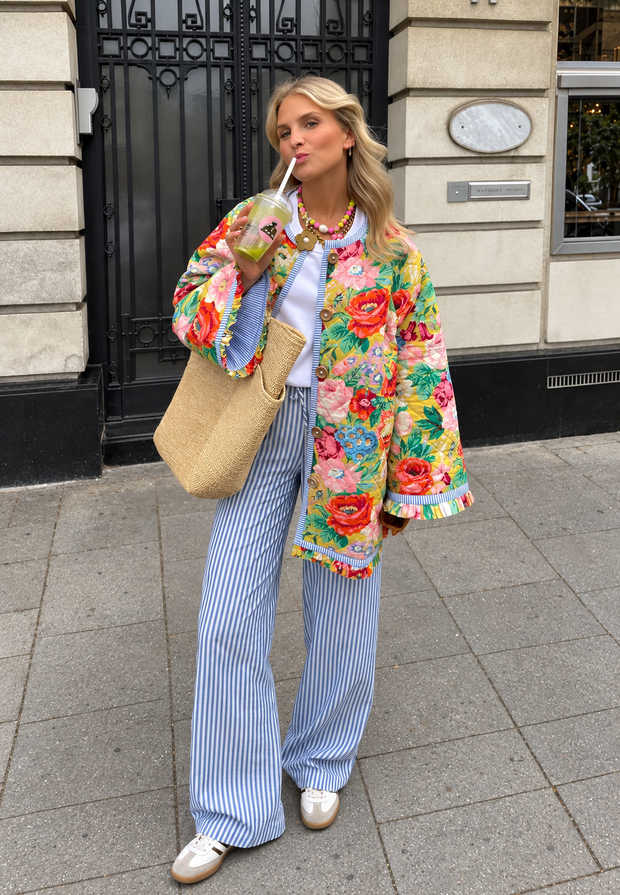 Veste fleurie femme évasée à matelassage en losanges et volants - Clotilde