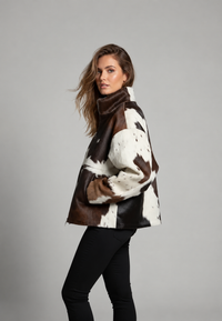 Veste femme en fourrure synthétique à motif vache, col montant - Gesine