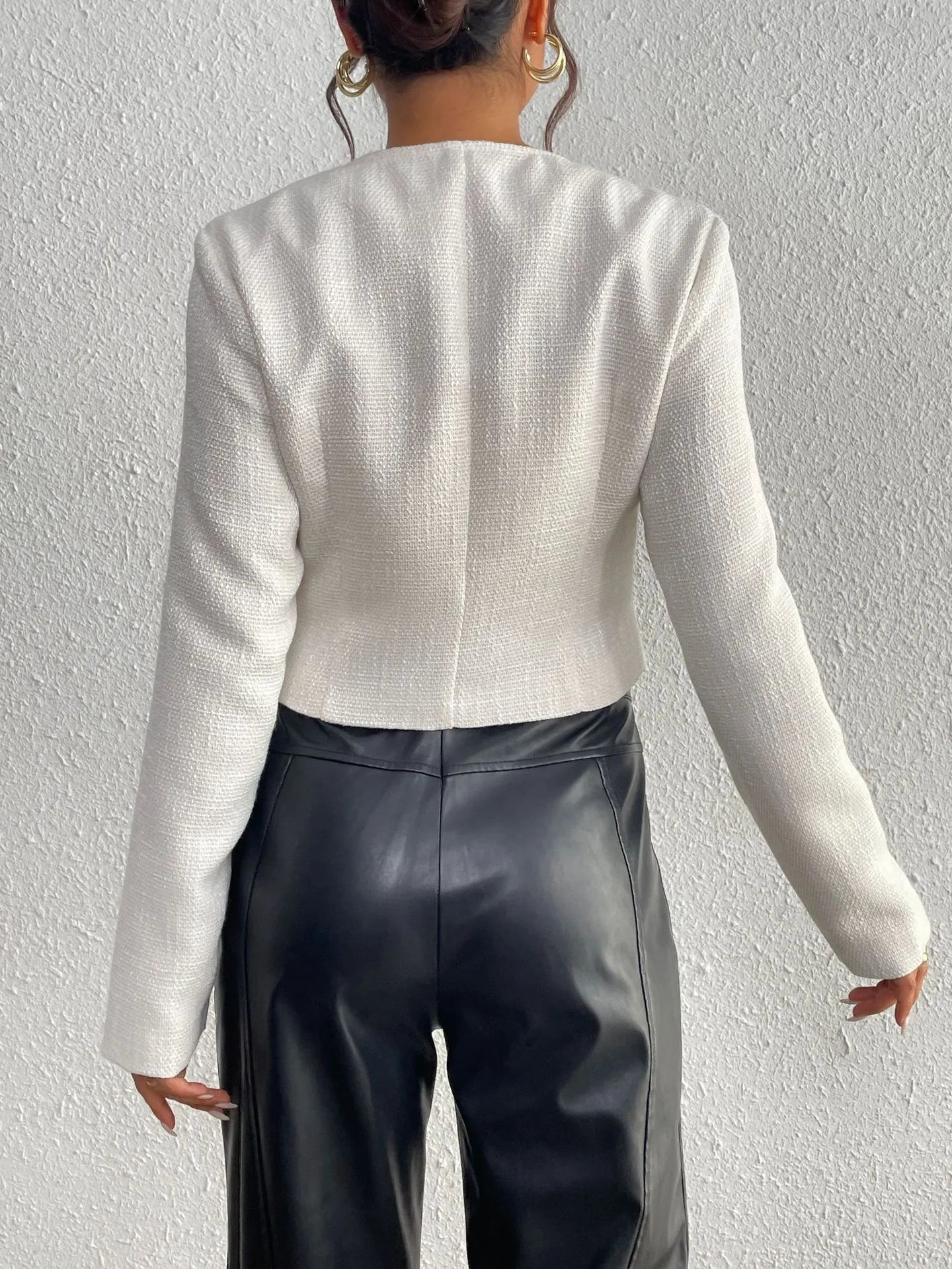 Kurze Tweedjacke für Damen mit Satinbändern – Silke
