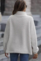 Élise - Sherpa-Jacke mit Reißverschluss und Stehkragen mit Leoparden-Patches