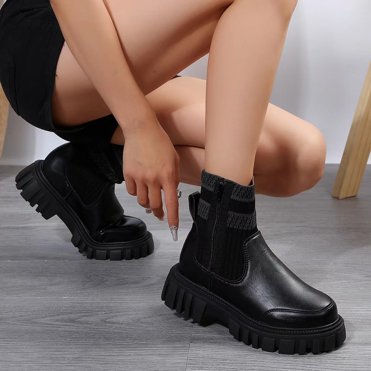 Damenstiefeletten mit dicker Sohle im Patchwork-Stil - Marisse