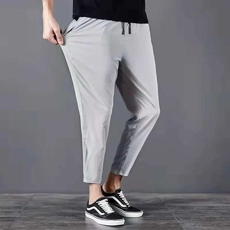 Herrenhose in leichter, lockerer Passform - Mateo