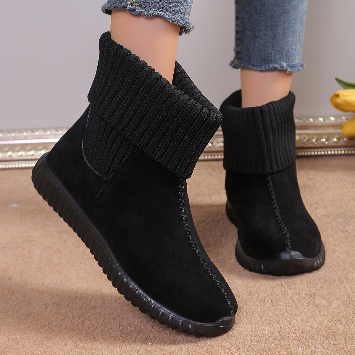 Winterliche Damenstiefel mit gestrickten Stulpen - Pilar
