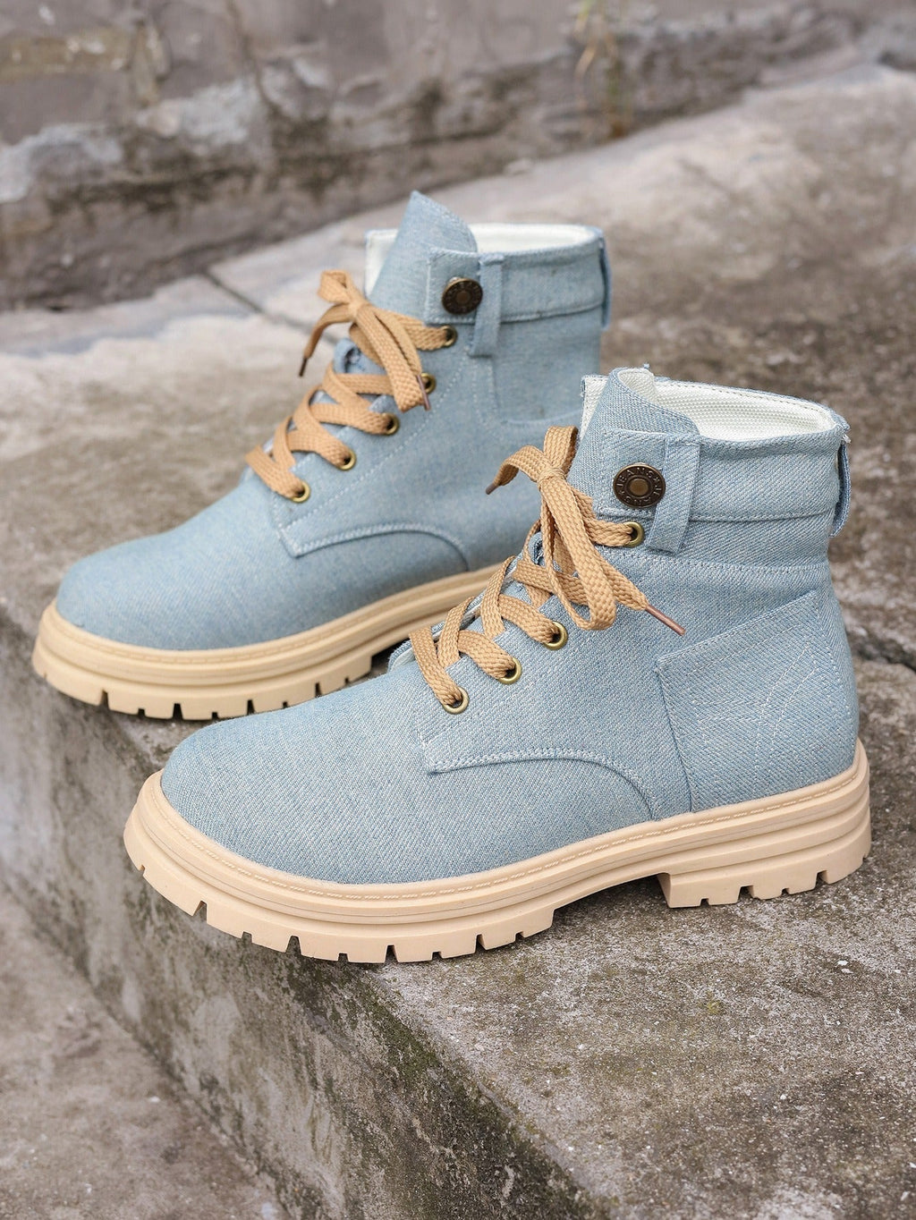 Lässige Damen-Stiefeletten aus strukturiertem Canvas im urbanen Stil - Martina