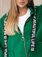 Moderner Kapuzenmantel für Frauen - Nelya