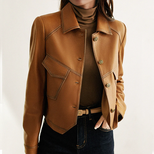 Kurze Damenjacke mit Knopfverschluss und klassischem Kragen - Kareld
