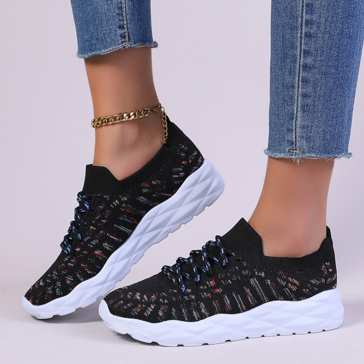 Atmungsaktive Damen-Turnschuhe aus Stoff mit sportlicher Sohle - Eloísa
