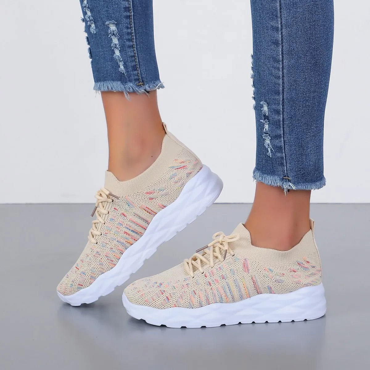 Atmungsaktive Damen-Turnschuhe aus Stoff mit sportlicher Sohle - Eloísa