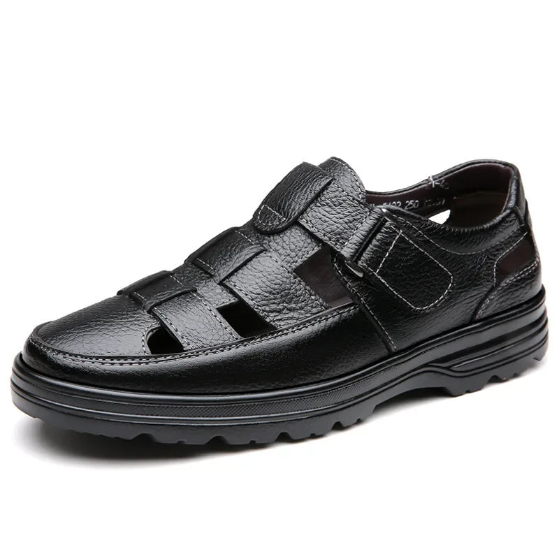 Offene Herrenschuhe aus klassischem schwarzem atmungsaktivem Leder - Velmar