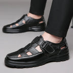 Offene Herrenschuhe aus klassischem schwarzem atmungsaktivem Leder - Velmar