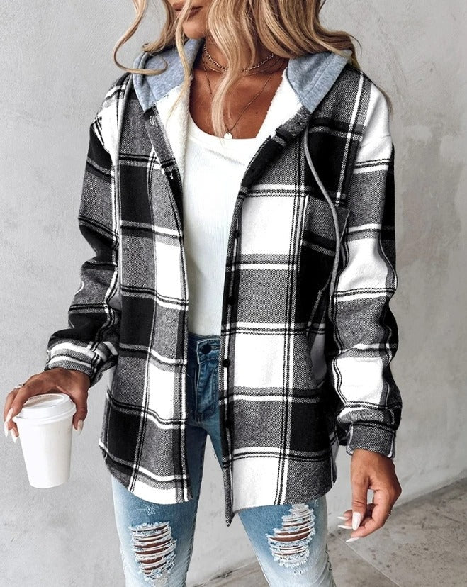 Sara – Kuscheliger Kapuzenpulli für Stil und Komfort