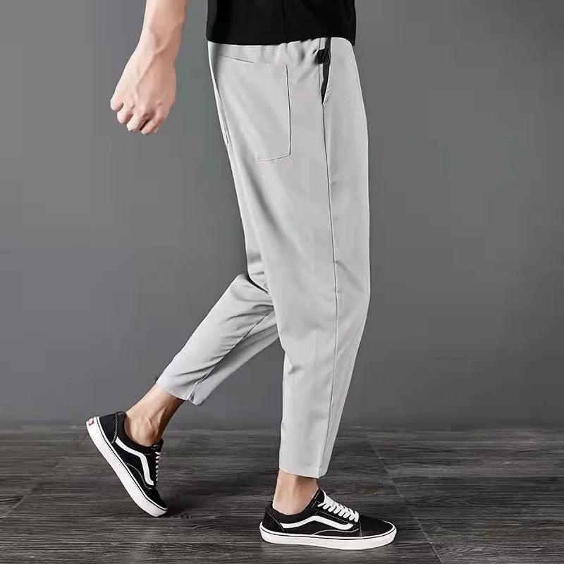 Herrenhose in leichter, lockerer Passform - Mateo