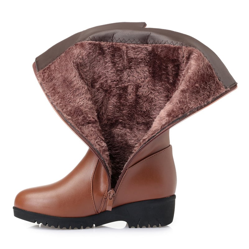 Damenstiefel mit verlängerter Kappe und leichtem Plateau - Lareva