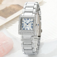 Montre rectangulaire pour femmes avec chiffres romains