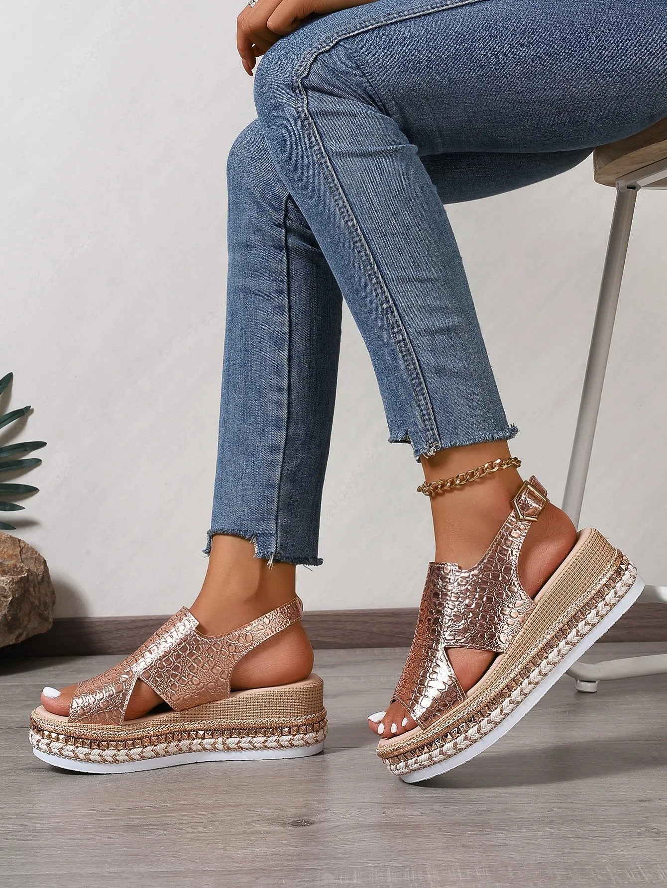 Damen Plateau-Sandalen mit geprägter Textur lässigen Stil - Julieta