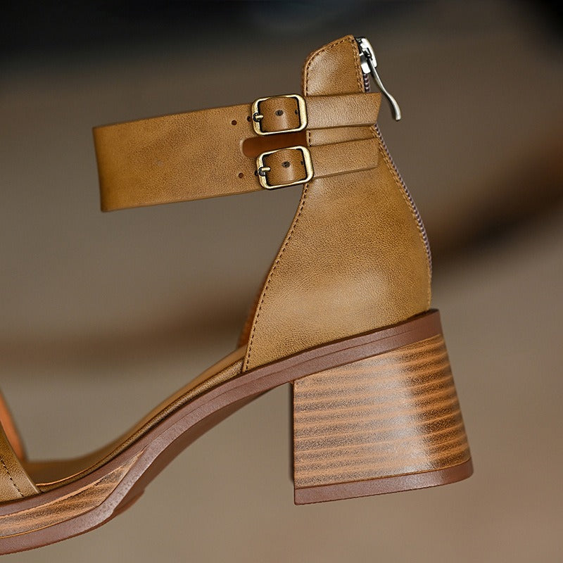 Mittlere Damen-Sandalen mit doppelter Schnalle und Reißverschluss hinten - Elvira