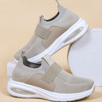 Atmungsaktive Slipper aus Stoff für Damen - Noelia