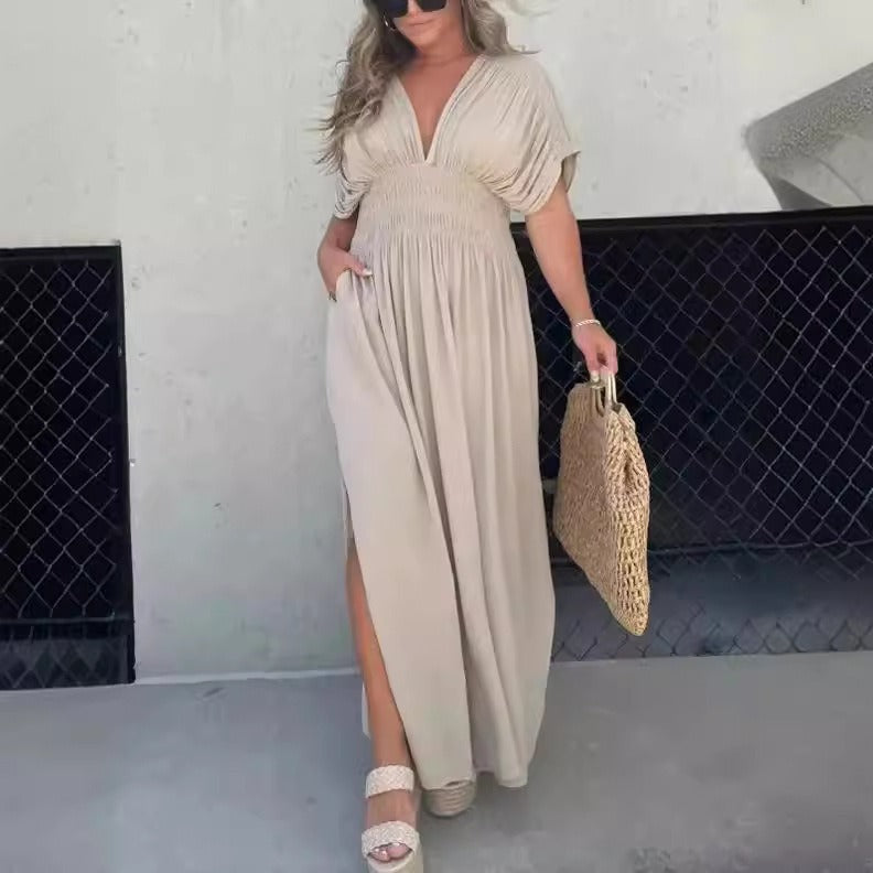 Langes Frauenkleid mit V-Ausschnitt und geraffter Taille - Renata