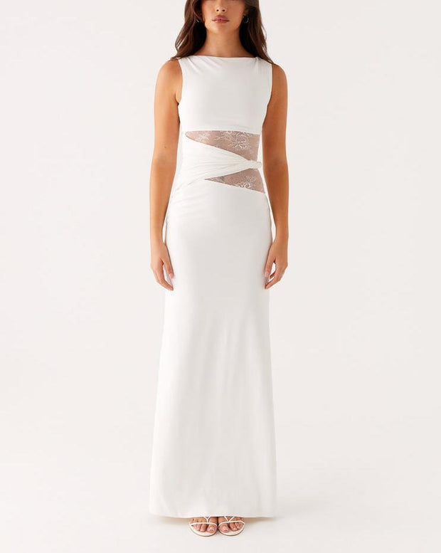 Robe longue ajustée avec détails en dentelle et drapé sur les côtés pour femmes - Elara