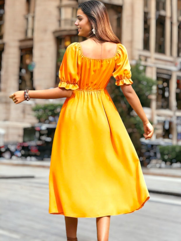 Selene - Robe midi à manches bouffantes