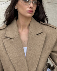 Blazer court pour femme avec épaulettes et revers - Alwina