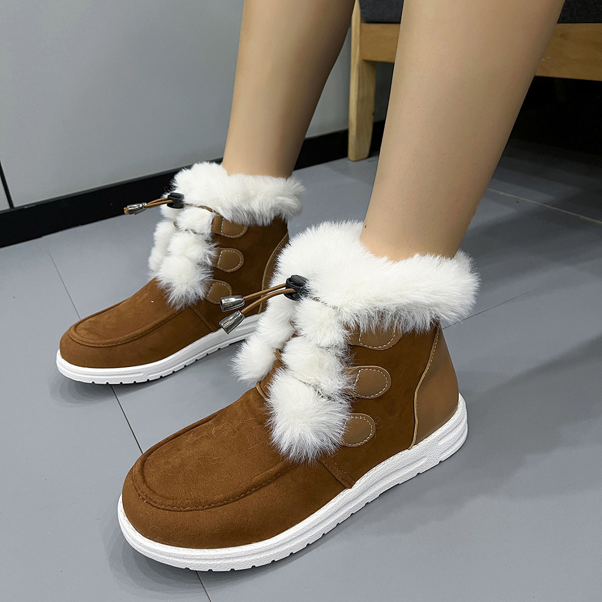 Winterliche Damenstiefelette mit Plüschoberfläche - Yseline