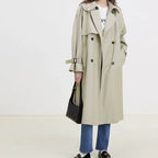 Langer Trenchcoat für Damen mit doppeltem Revers und verstellbarem Gürtel - Maelis