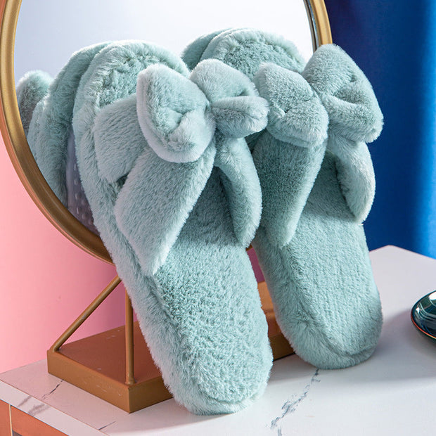 Chaussons en Peluche avec Nœud