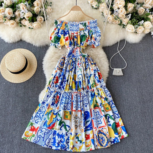 Robe féminine décolletée à manches bouffantes de style bohème - Marisol