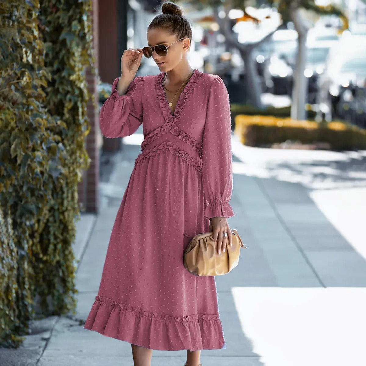 Damen Midikleid mit romantischer Plumeti-Struktur - Aitana