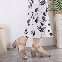 Sandales à talon large pour femmes en cuir synthétique à motif croisé - Brigitte