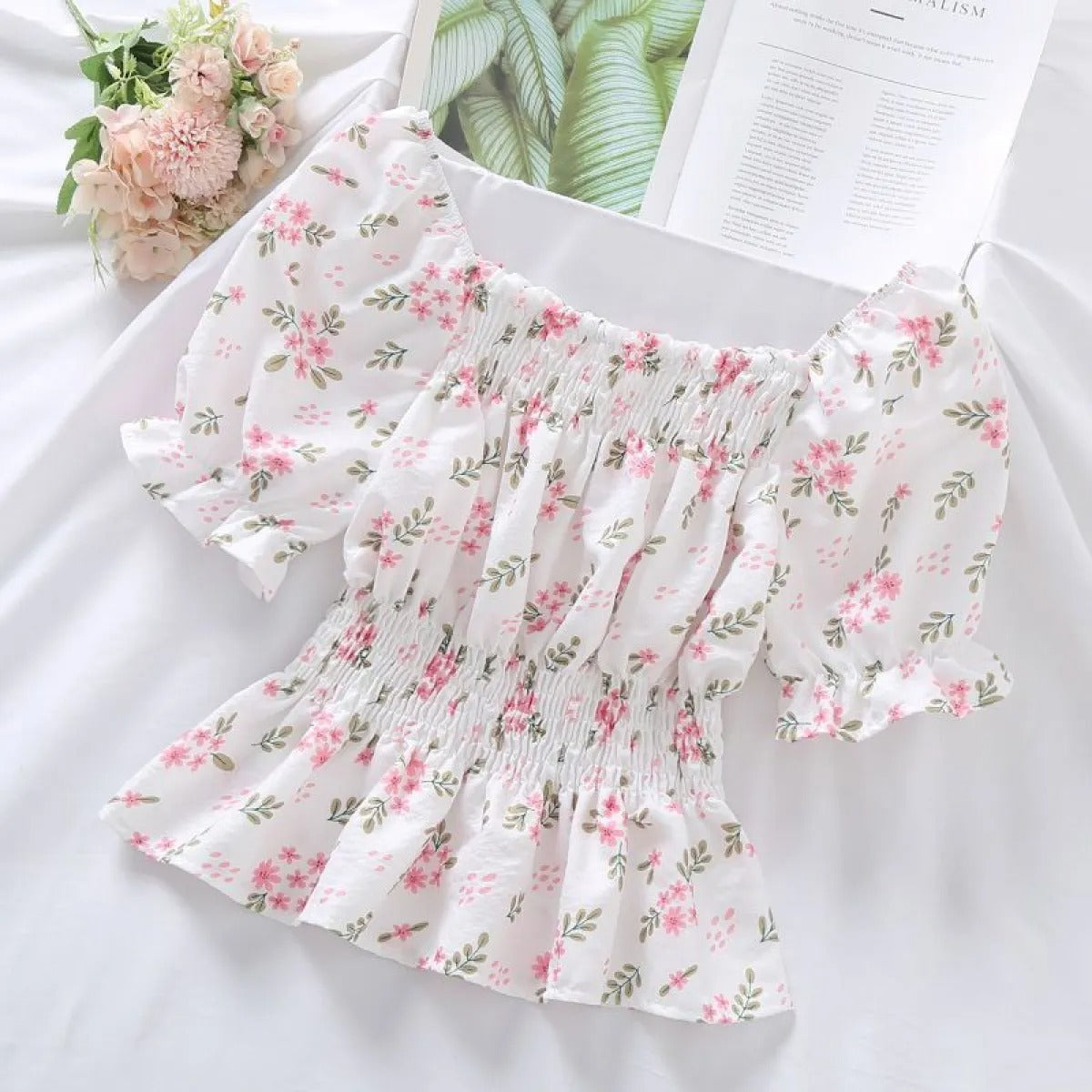 Damenbluse mit Wabenmuster und Puffärmeln im romantischen Stil - Lía