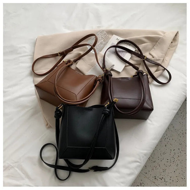 Sac à bandoulière en cuir synthétique pour femme au design minimaliste - Rita