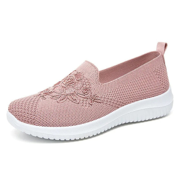 Atmungsaktive orthopädische Damenpantoffeln mit Blumenstickerei - Nerea
