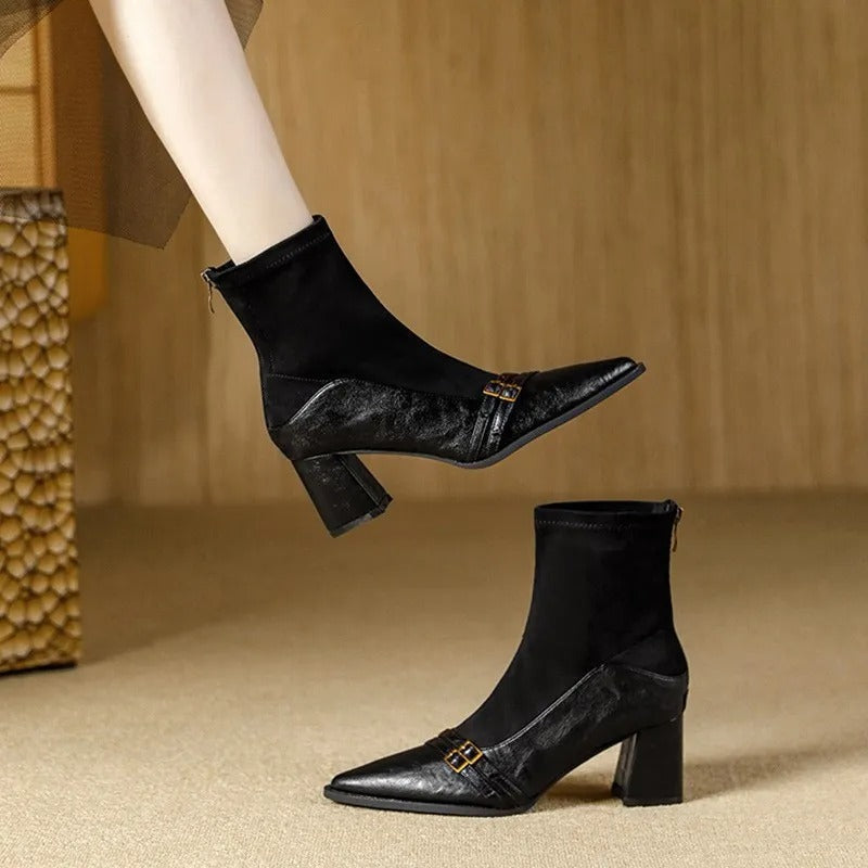 Elastische Damenstiefelette mit breitem Absatz - Maribel
