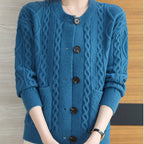 Damenstrickjacke mit großen Knöpfen - Liora