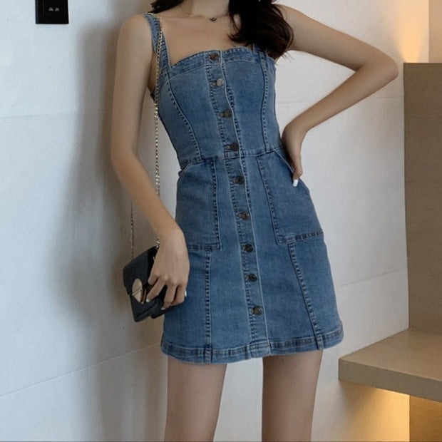 Robe courte en denim avec boutons et bretelles serrées - Ninfa