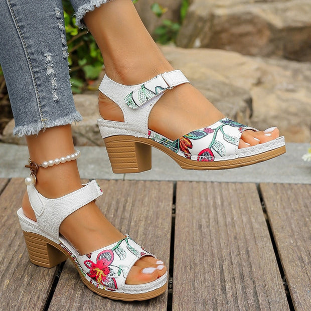 Sandales pour femmes en cuir synthétique à talon moyen - Vanessa