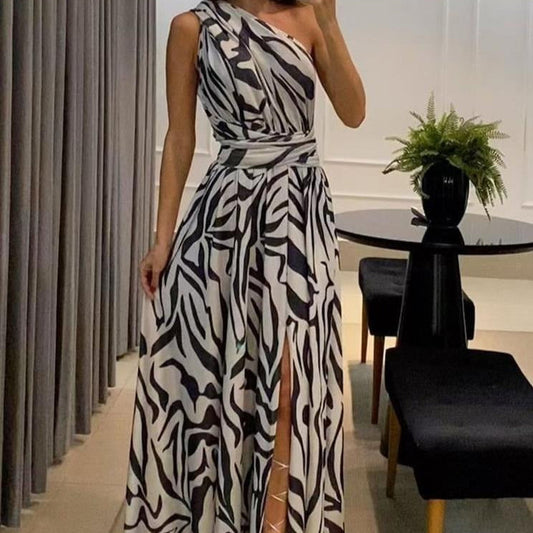 Robe longue plissée asymétrique pour femme avec fente latérale - Soraya