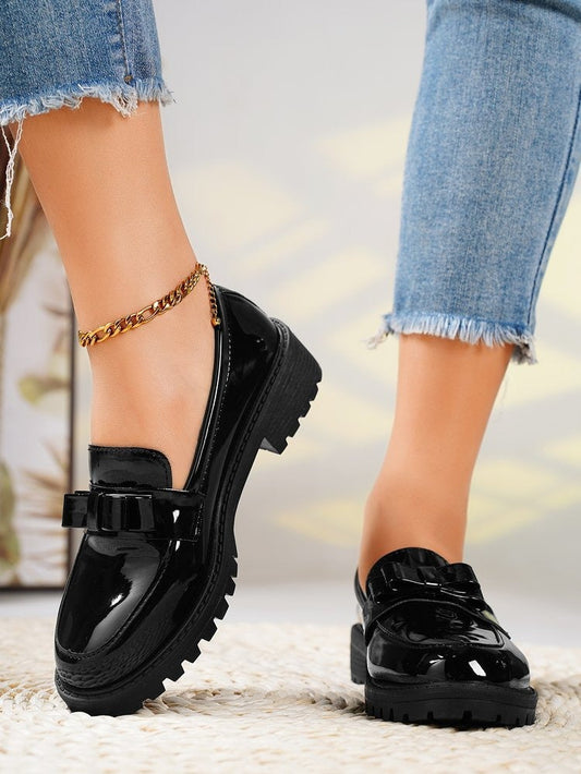 Mocassins en cuir verni rouge brillant à semelles épaisses pour femmes - Victoria
