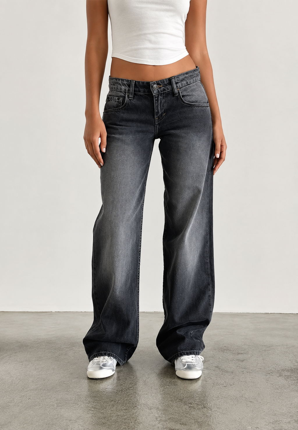 Damenjeans mit geradem Schnitt, niedriger Leibhöhe und Wasch-Effekt – Ulla