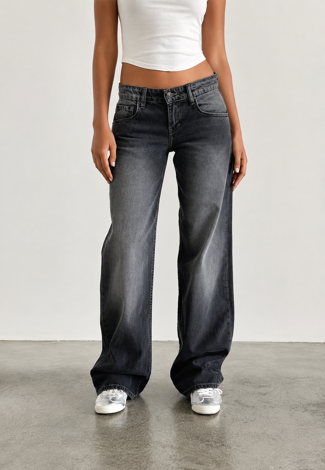 Damenjeans mit geradem Schnitt, niedriger Leibhöhe und Wasch-Effekt – Ulla
