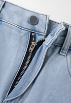 Damenjeans mit niedriger Leibhöhe, weitem Bein und langer Passform – Kerstin